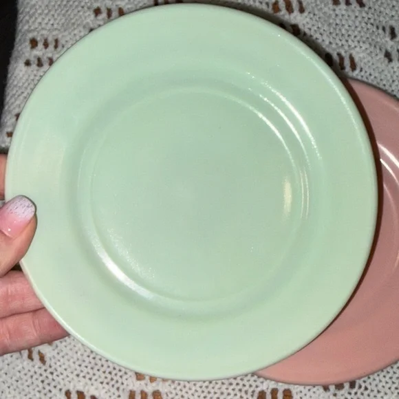 Hazel Atlas Vintage "20th Century Little Hostess" Colored Milk Glass 6” Plates - Picture 5 of 7